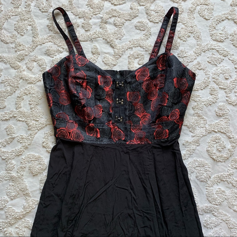 Royal Bones Red Black Rose Dress medium - Picture 14 of 15